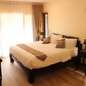 Deluxe Zimmer mit Kingsize-Bett